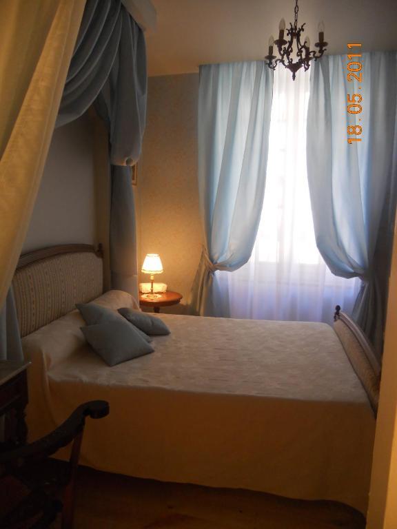 Les Drapiers De Villenouvelle Montauban Cameră foto
